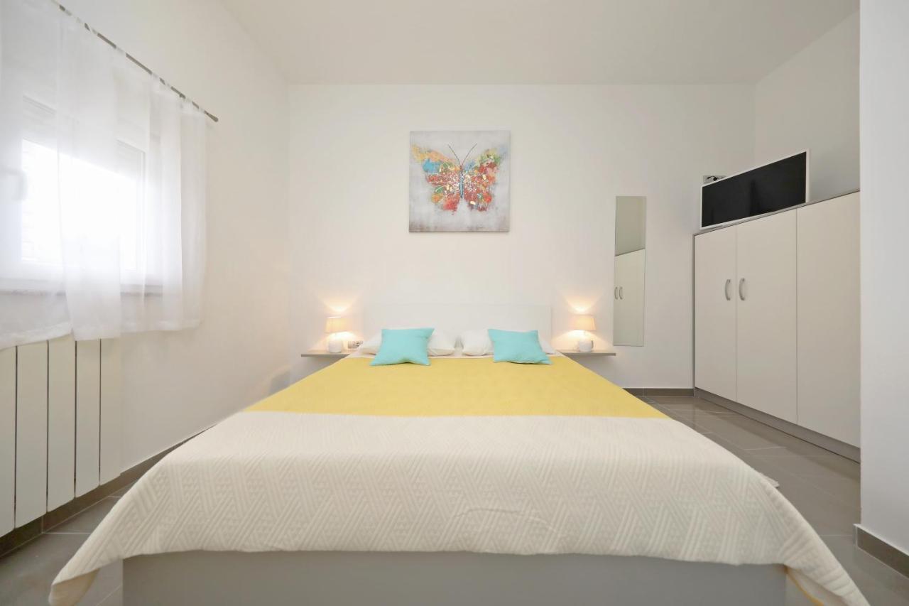 Apartmani Rudi Vir Bagian luar foto