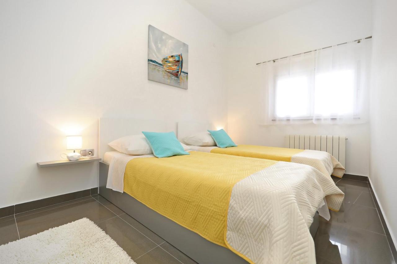 Apartmani Rudi Vir Bagian luar foto