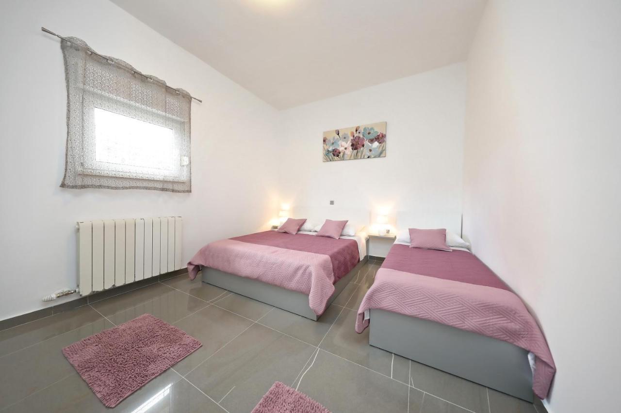 Apartmani Rudi Vir Bagian luar foto
